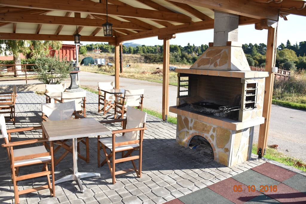 BBQ PLACE