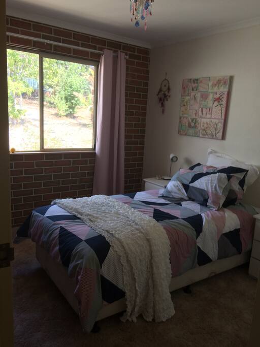 King Single beds in single rooms