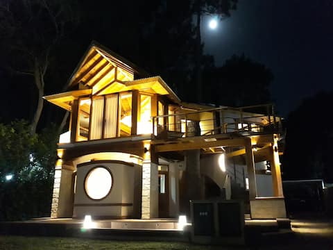 Anuncio de Airbnb popular: (Casas Juanjo). Cabin 1 Mar de las Pampas en Partido De Villa Gesell