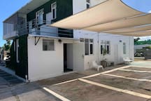 Beach House Apt 9 • 1BR • Full Kitchen