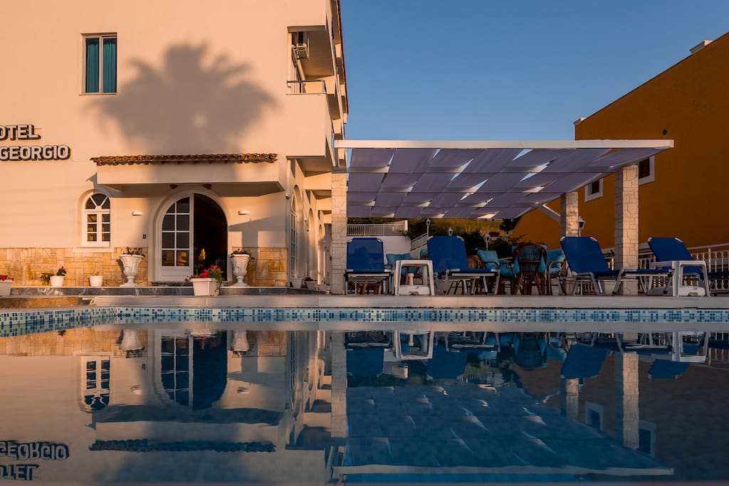 San Georgio Hotel in Agios Georgios Pagon in Corfu | Boutique small Hotel Bed & Breakfast