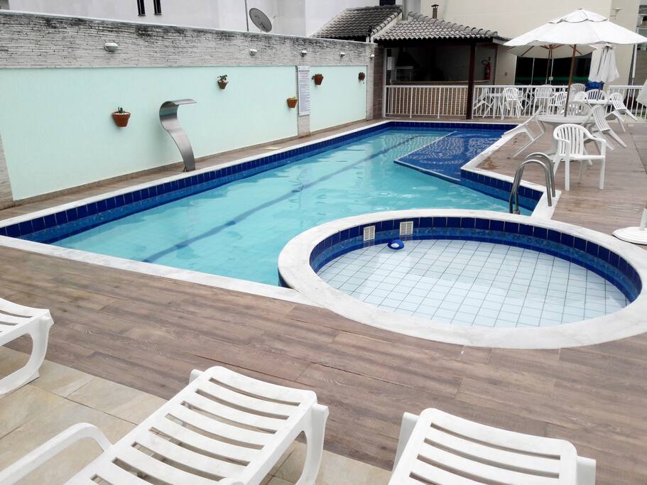 Piscina Área Comum