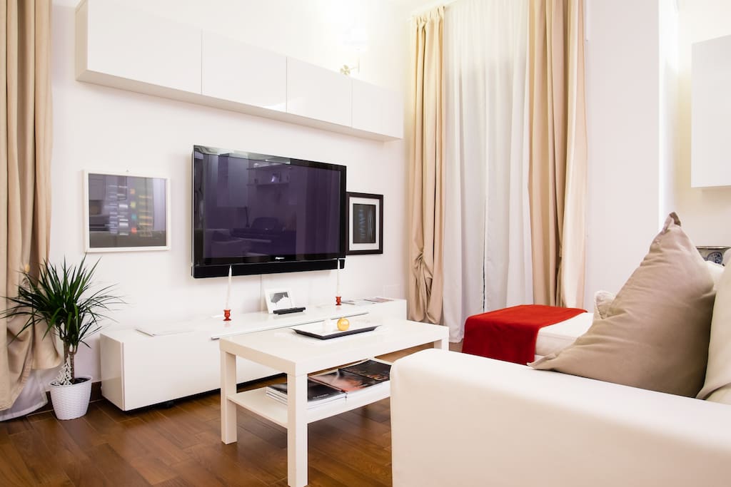 Zona TV e divano