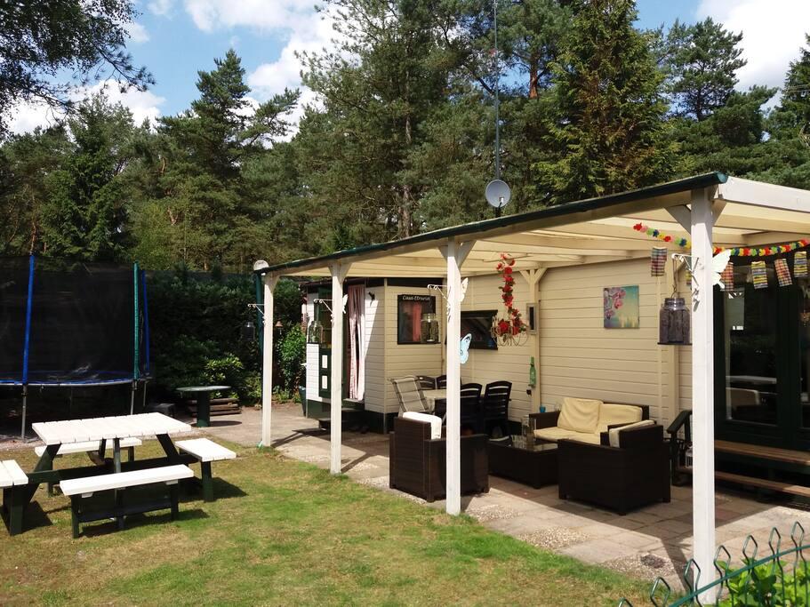 Terras en pickniktafel