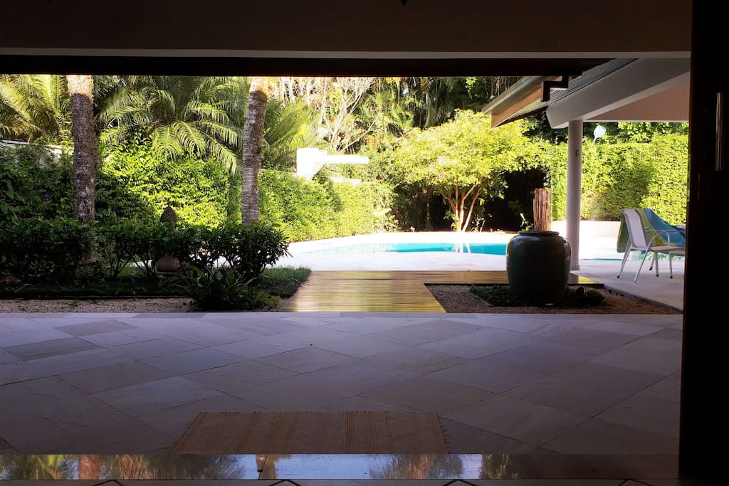 Fundo da casa/ área externa