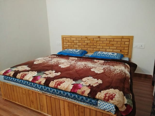 Peaceful Dalhousie Room No 4
