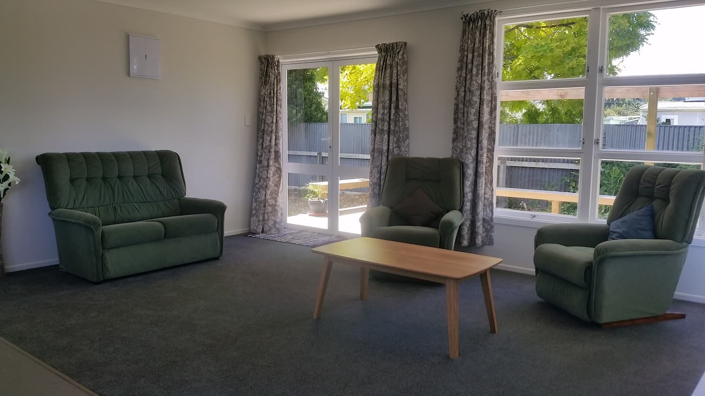 A Home Away From Home -For Business Or Pleasure. 2