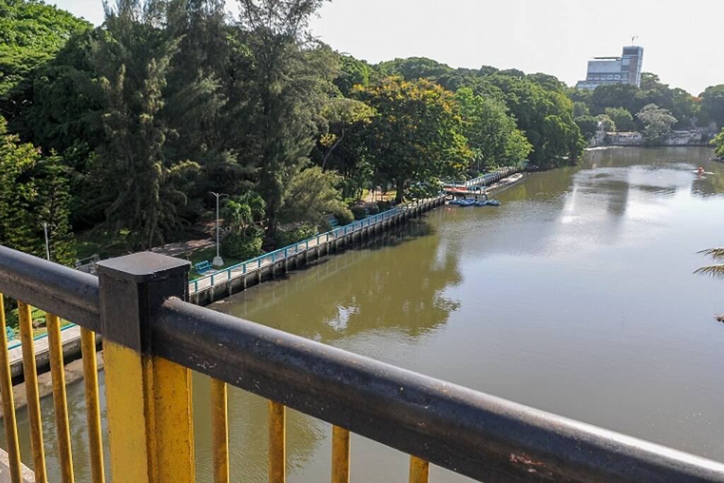 PARQUE METROPOLITANO DE LA HABANA A 10 MINUTOS CAMINANDO DESDE EL ALOJAMIENTO
