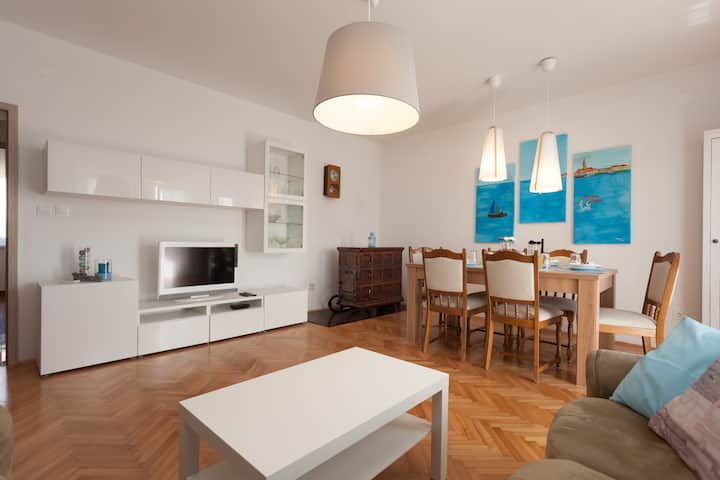 Awesome Home In Pula *11min Walk From Arena Pula* - Istrië