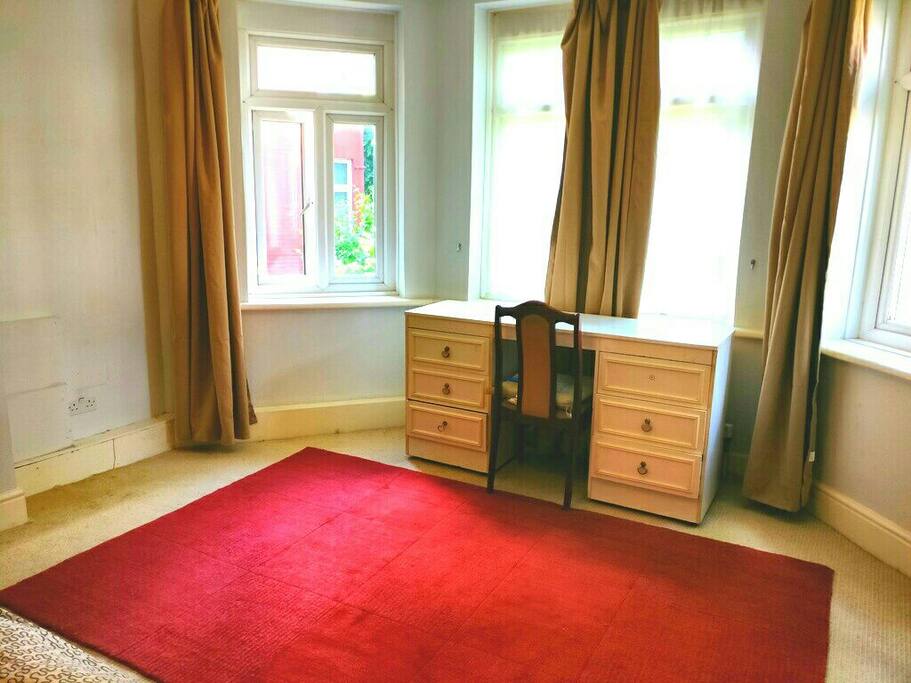 bedroom 2 (can put extra bed in room)