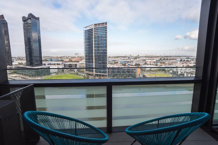 2 Bedroom Apartment Sea Views