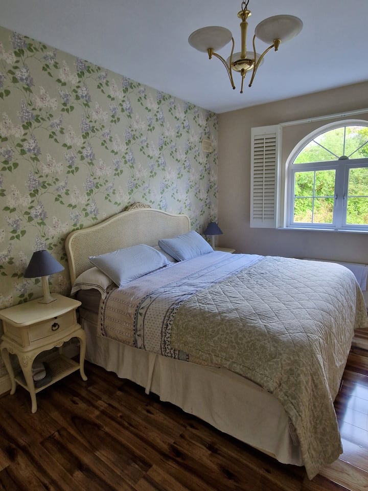 საძინებელი 4