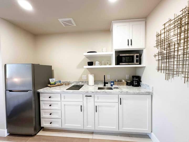 Newly Updated Studio 2 Min Drive To Hwy 99 - Ripon, CA