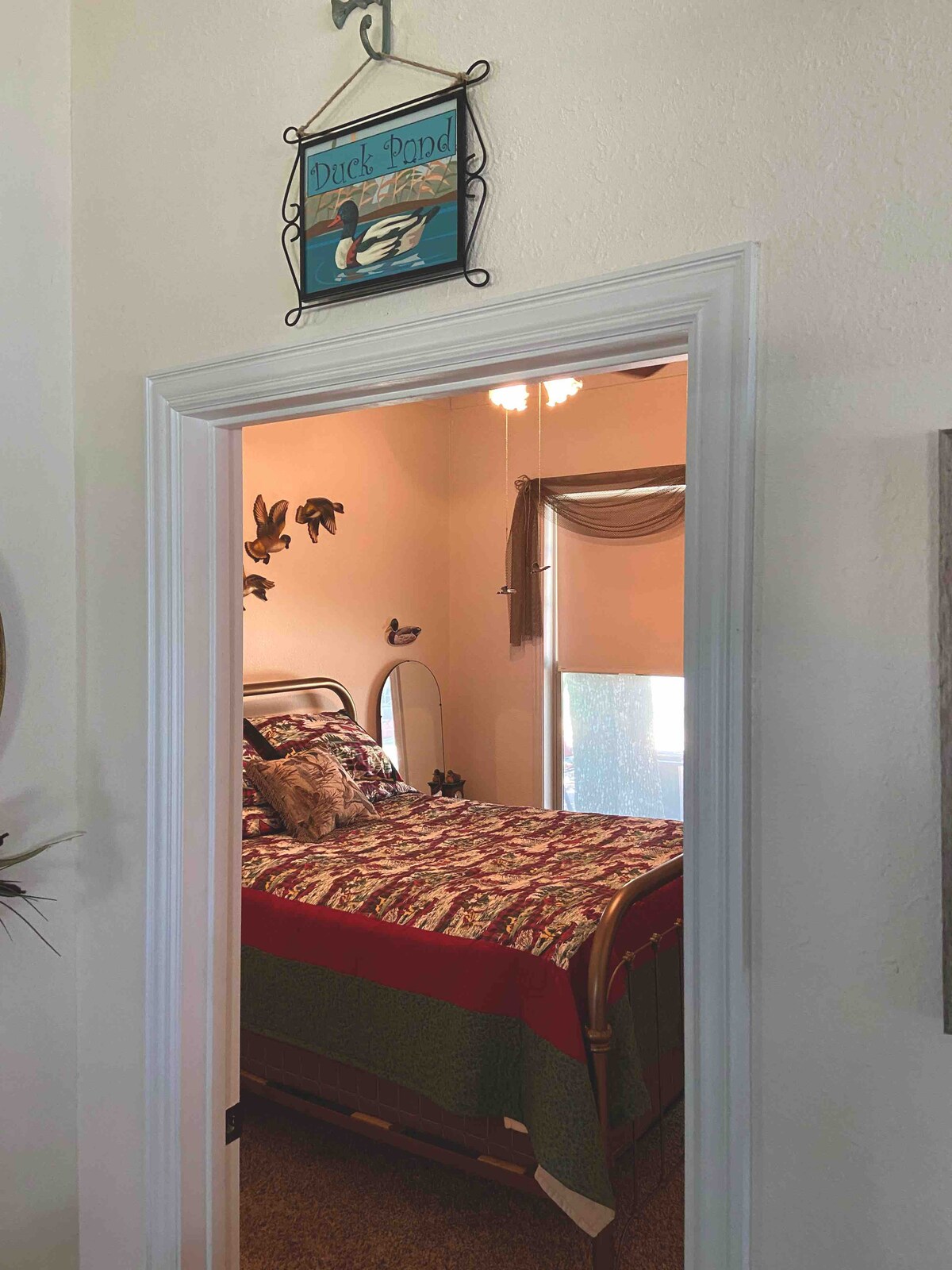  Spálňový kačací rybník