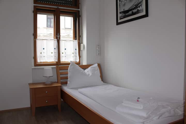 Соба со единечен кревет