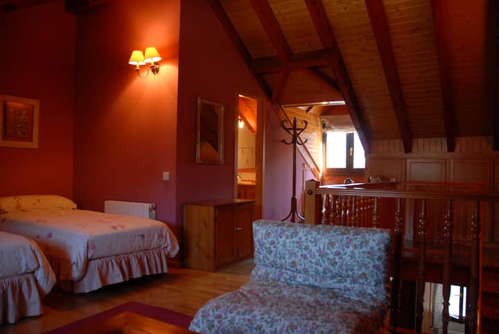 Casa De Montana En La Zona De Linsoles Benasque Casas En Alquiler En Benasque Aragon Espana