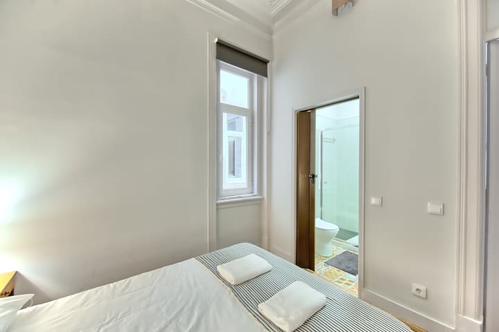 Спалня №2 и самостоятелна баня