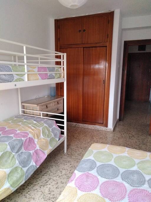 CHAMBRE 3 COUCHAGES