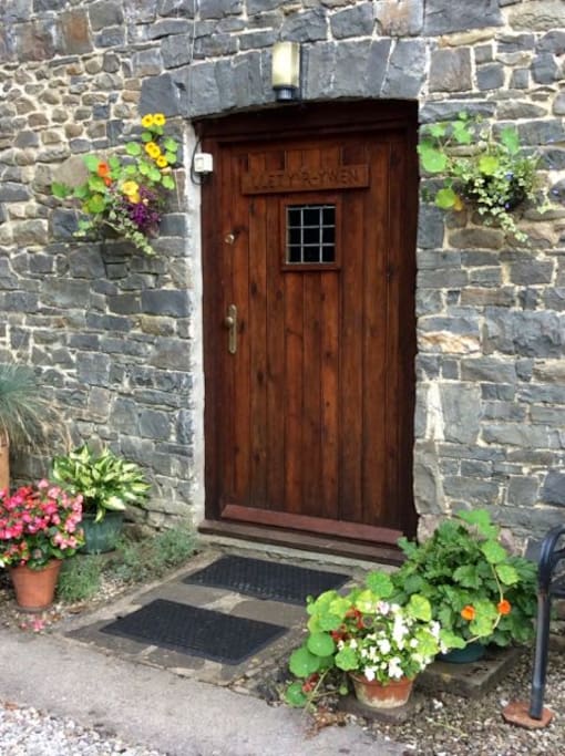 Lletty Cottage front door