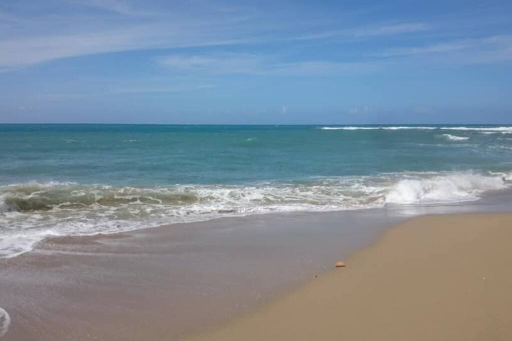 2 Gehminuten zum Strand der Perla Marina