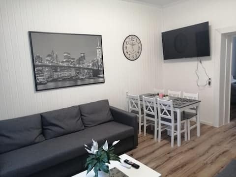 Popular Airbnb listing: Cologne apartment 2C in Kalk
