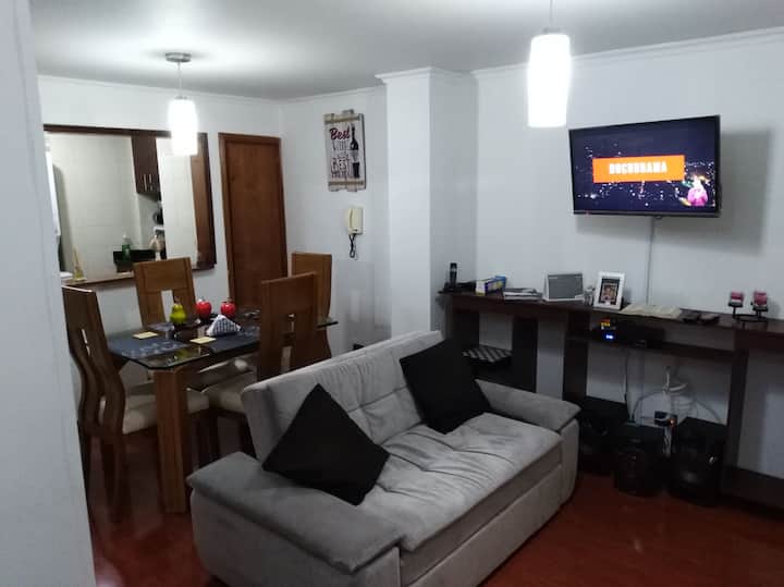Apartaestudio Cerca A Todo, Con Todo Lo Necesario. - Bogotá