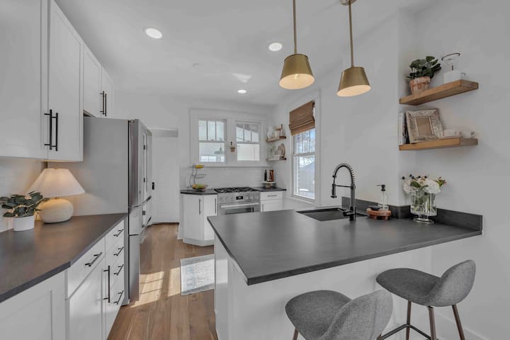 Sloan’s Lake Bungalow