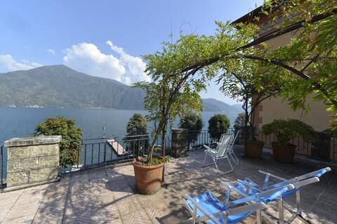 Casa la Terrazza sul Lago-WelcHome