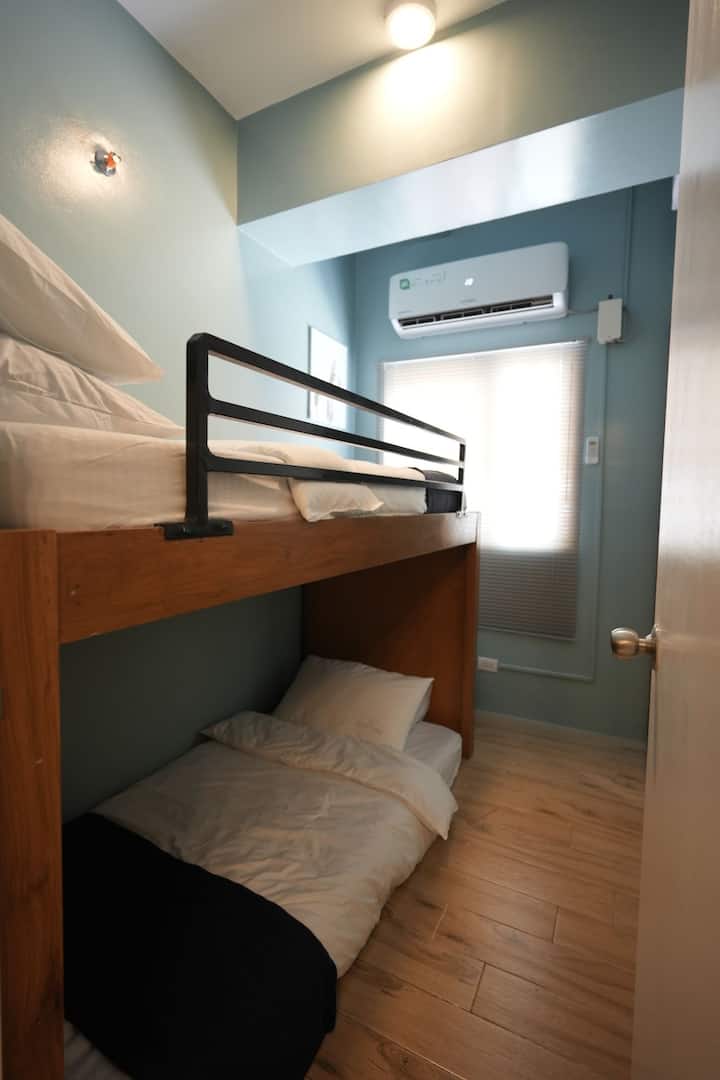 Comfy beds | Split type AC