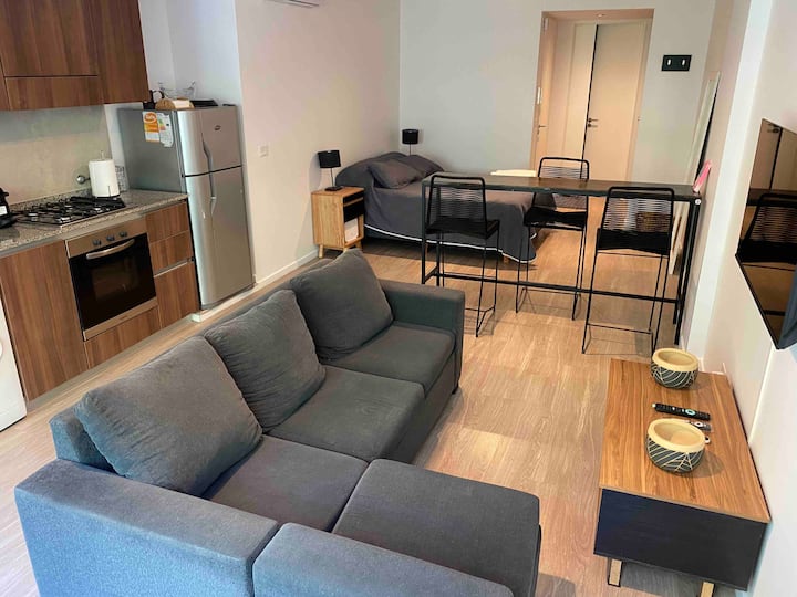 Kitnet em Palermo perto da estação Carranza