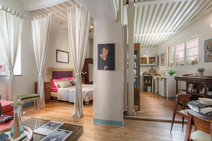 Lucy's Apartment In Lucca Centro With Courtyard - Lucca