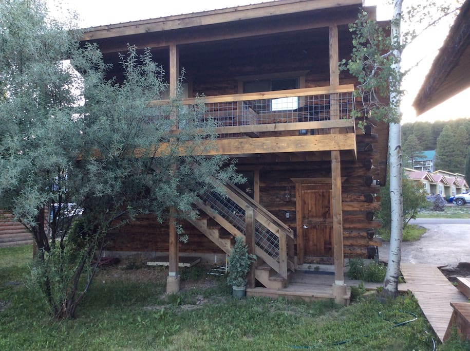 Private and cozy upstairs