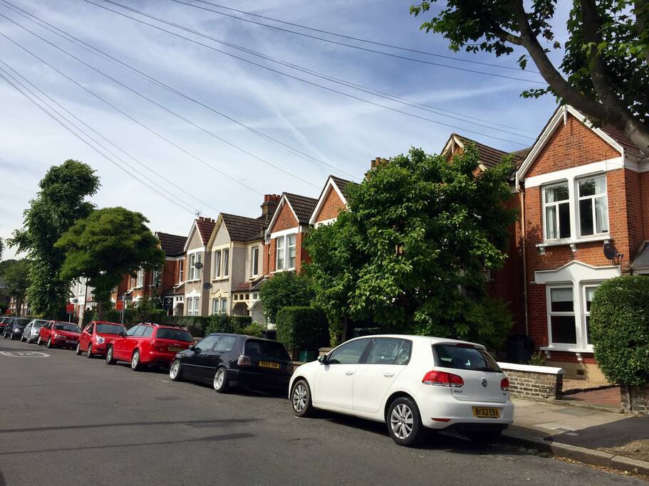 This is the road. The flat where you would be staying is on the far right in the picture.