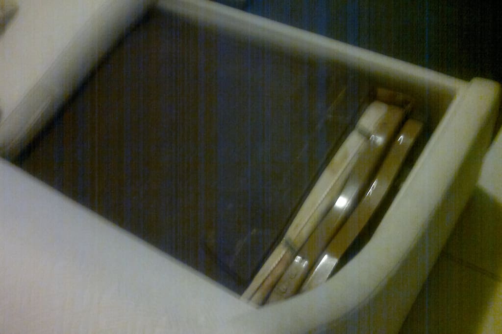Cama de casal embutida no sofá