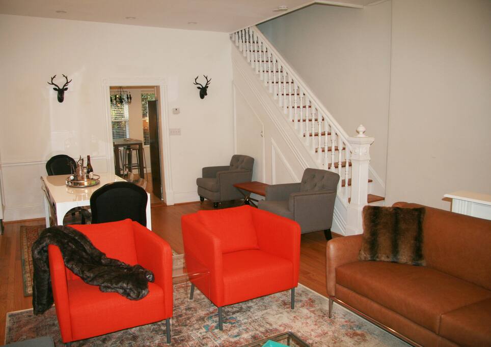 Gracious Living Room & Dining Room With 11-Foot Ceilings