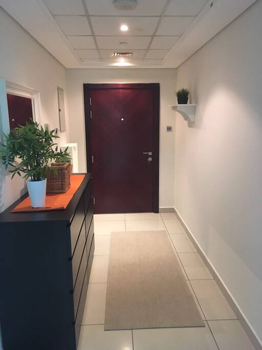 Nice entrance so that you'll be happy to be home.