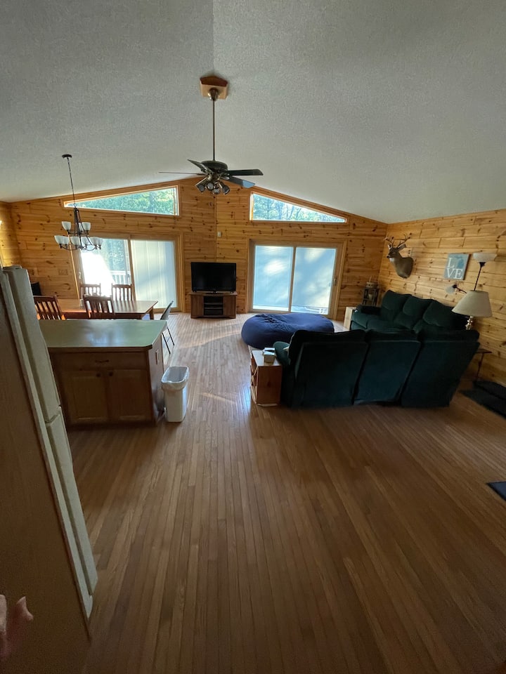 West Branch Hideaway For Large Groups, Near Trails - Michigan
