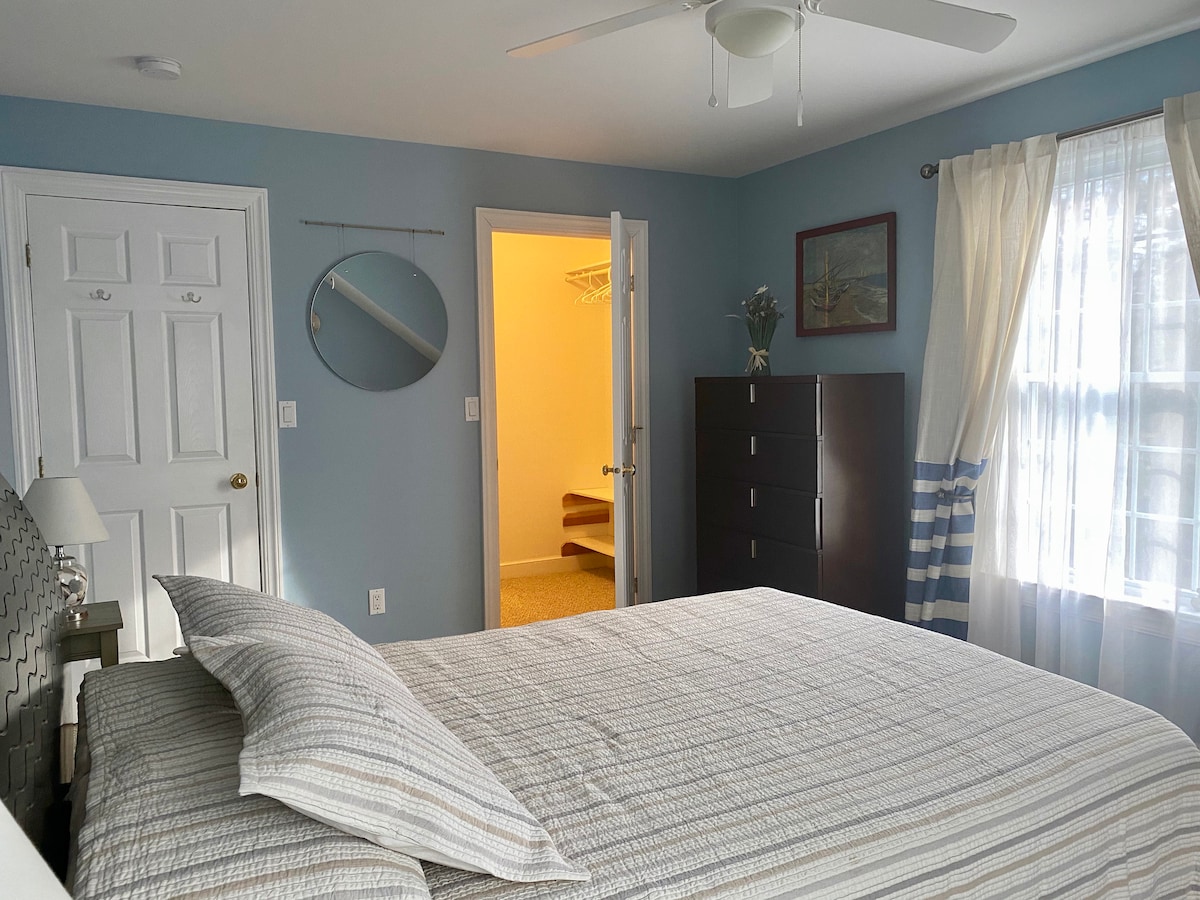 Bedroom #2 on the 2nd floor with plenty of space for your clothes in the walk-in closet, and in the large 5-drawer dresser.