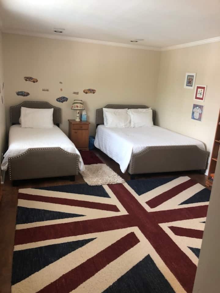 Kids Room.   Queen and Twin