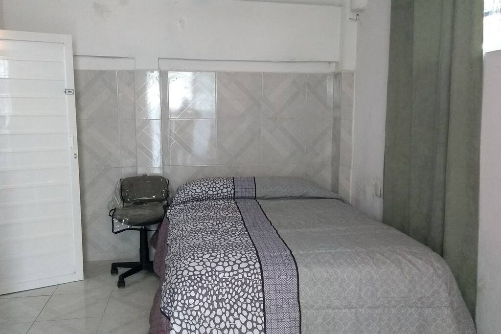 Cama matrimonial