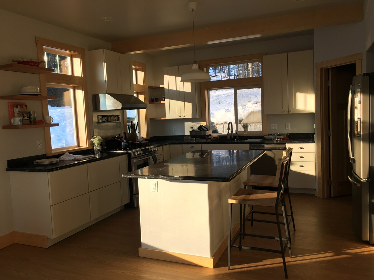 bayview and bloomington new homes