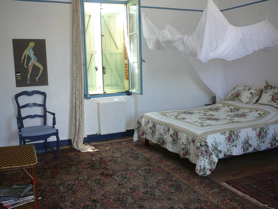La chambre avec literie neuve en 160