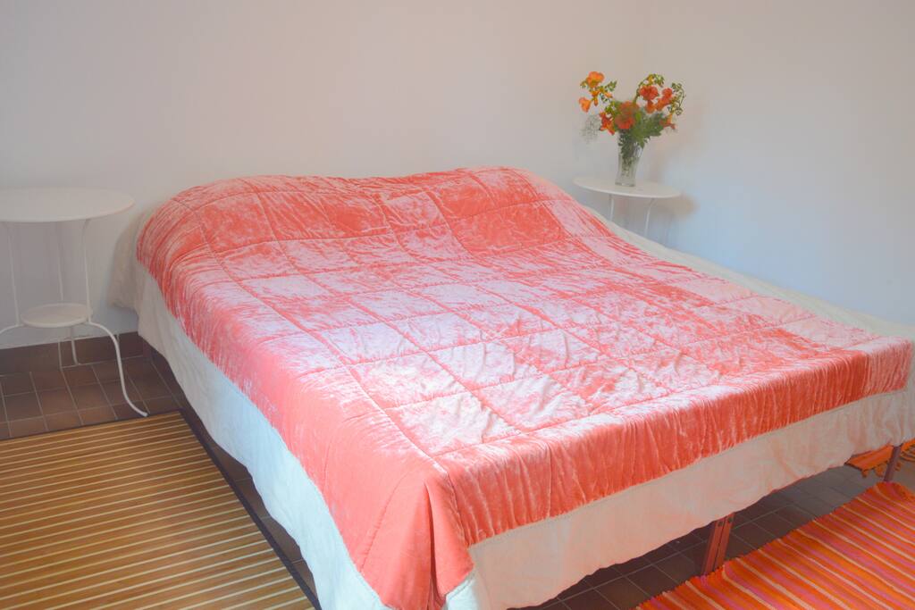 Two single beds can be one double