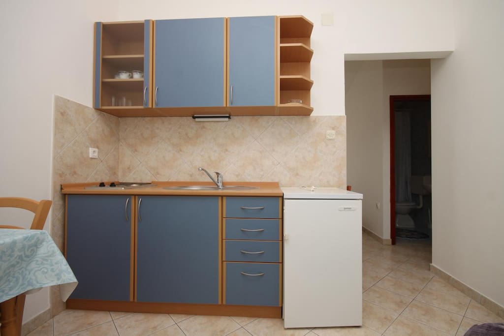 Kitchen, Surface: 2 m²