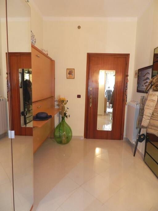 ingresso.
L'armadio diventa un letto a castello