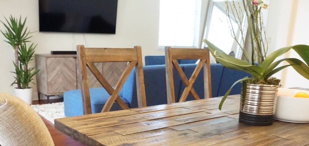 Beautiful townhouse downtown Sunnyvale gallery image 2