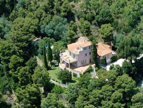 La Malpagne Villa 400m2 waterfront