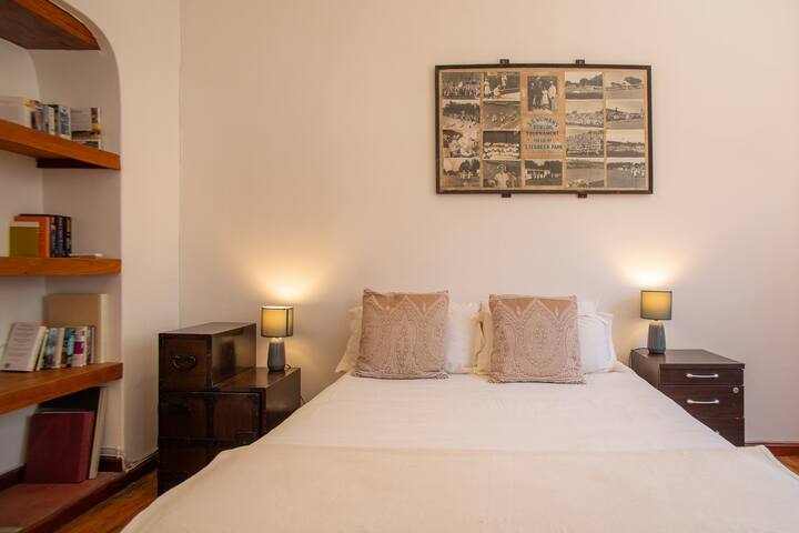 De Waterkant house for 8 (no load shedding) gallery image 3