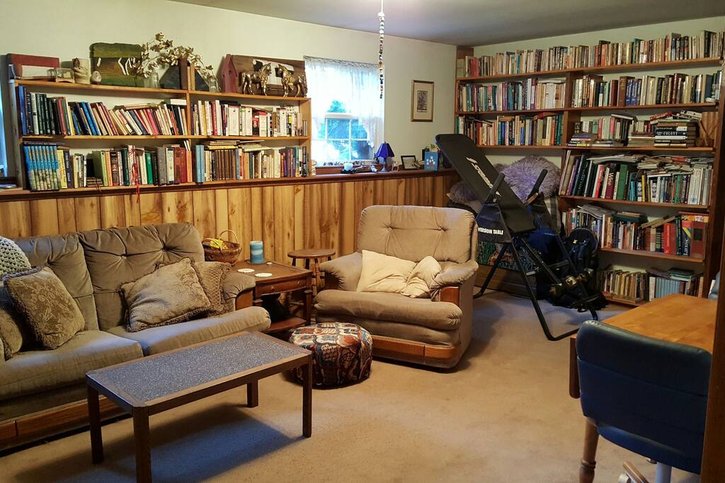 sitting area