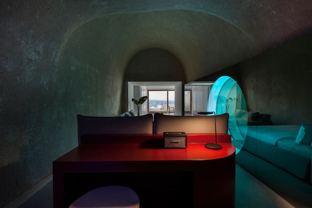 desk